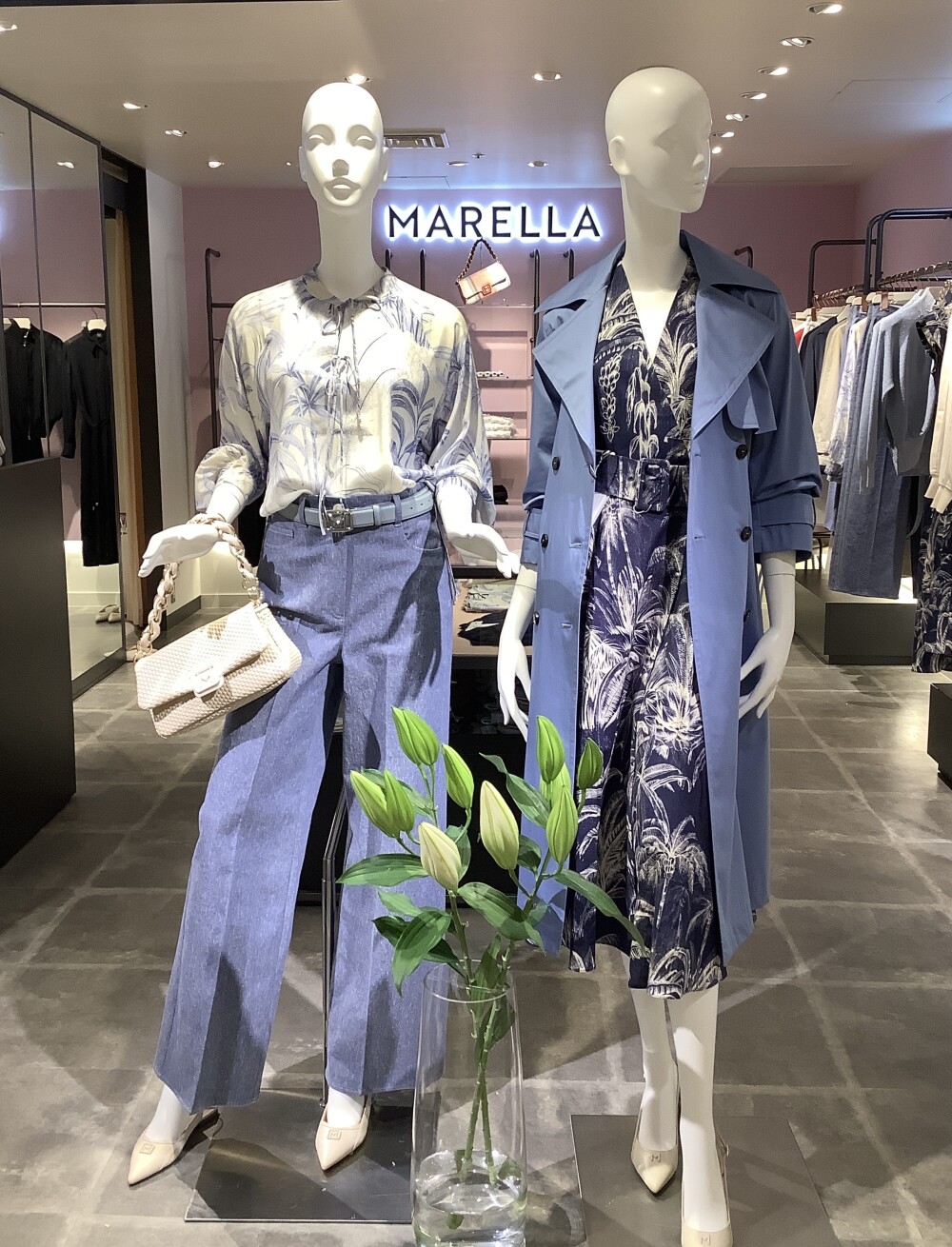 フレッシュなブルーカラー🩵