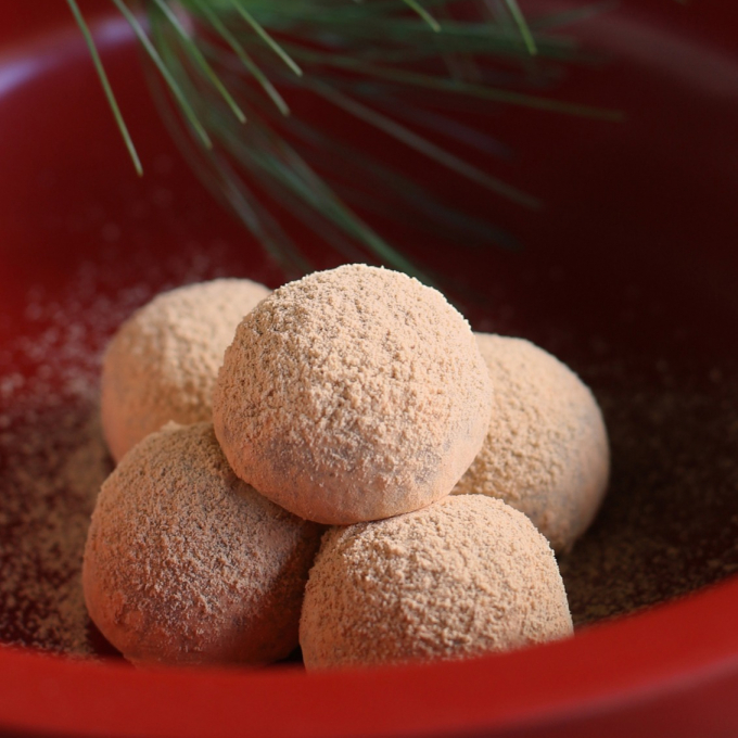 日頃の御縁に感謝　「匠寿庵　御縁もち」