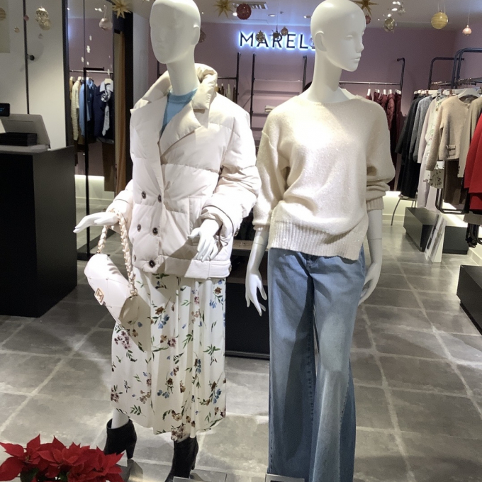 品のよいホワイトダウン