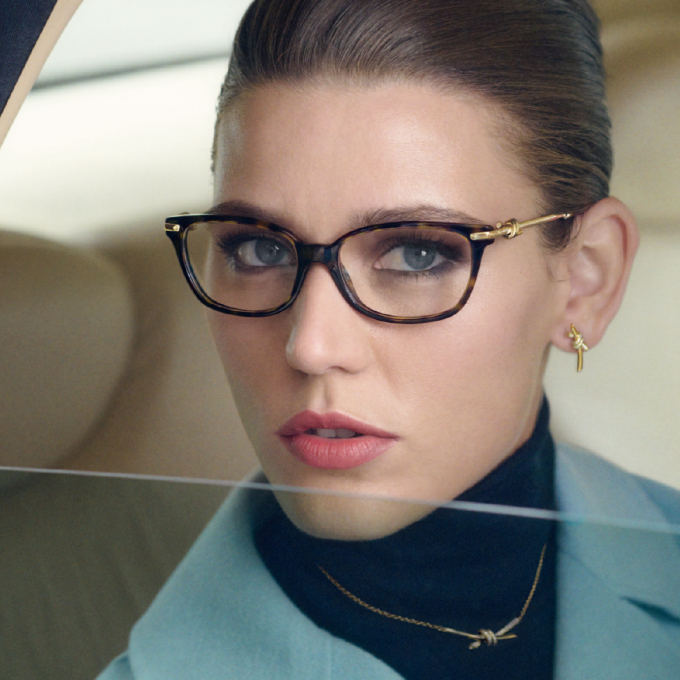 「ティファニー」アイウェアコレクションのお知らせ