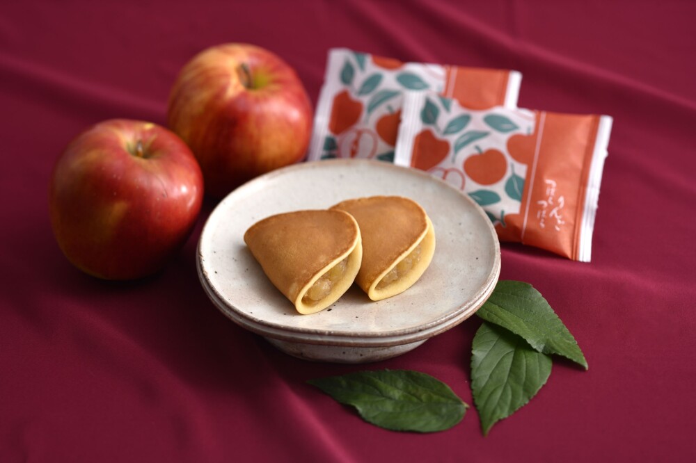 ＜鶴屋吉信＞１２月１日販売スタート！季節商品のご案内🍎