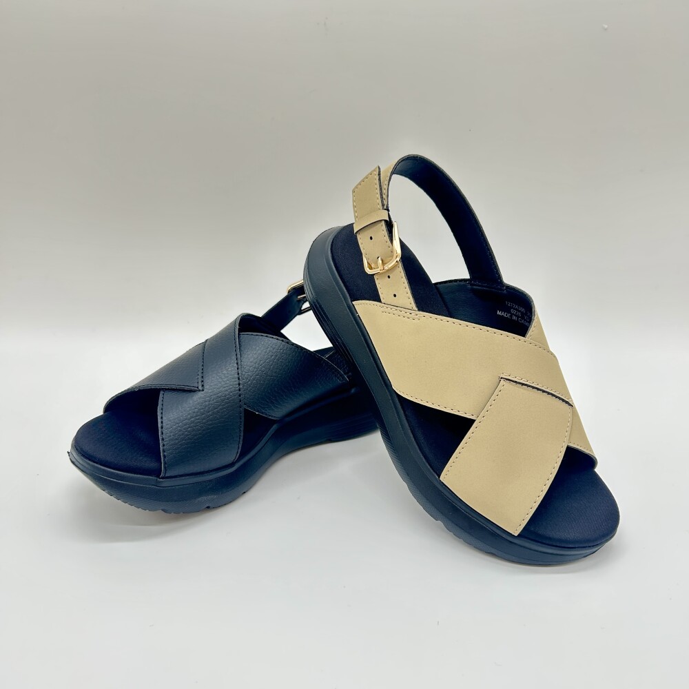 アシックスウォーキングから新登場✨