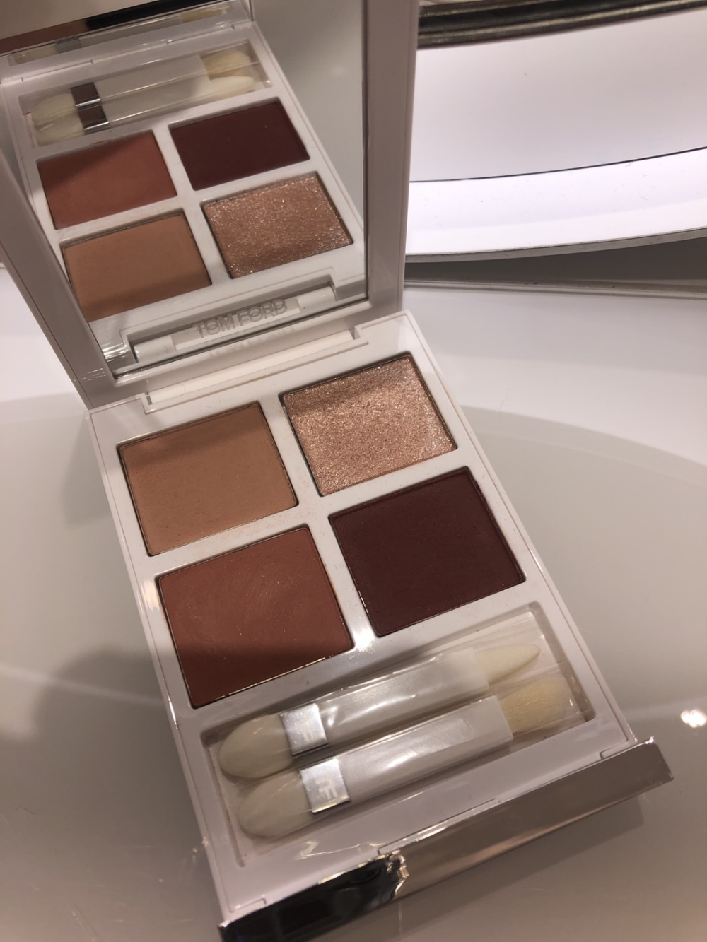 〈トム フォード ビューティー〉ホリデーコレクション