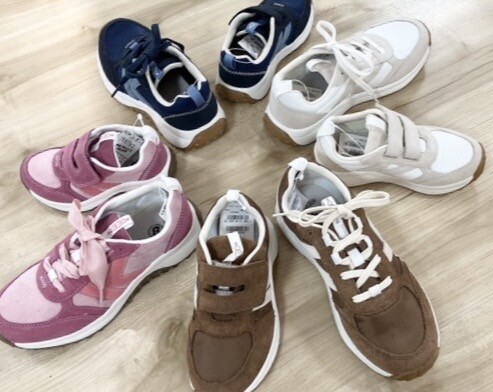 【KEEN】KS86 ハイブリッドスニーカー