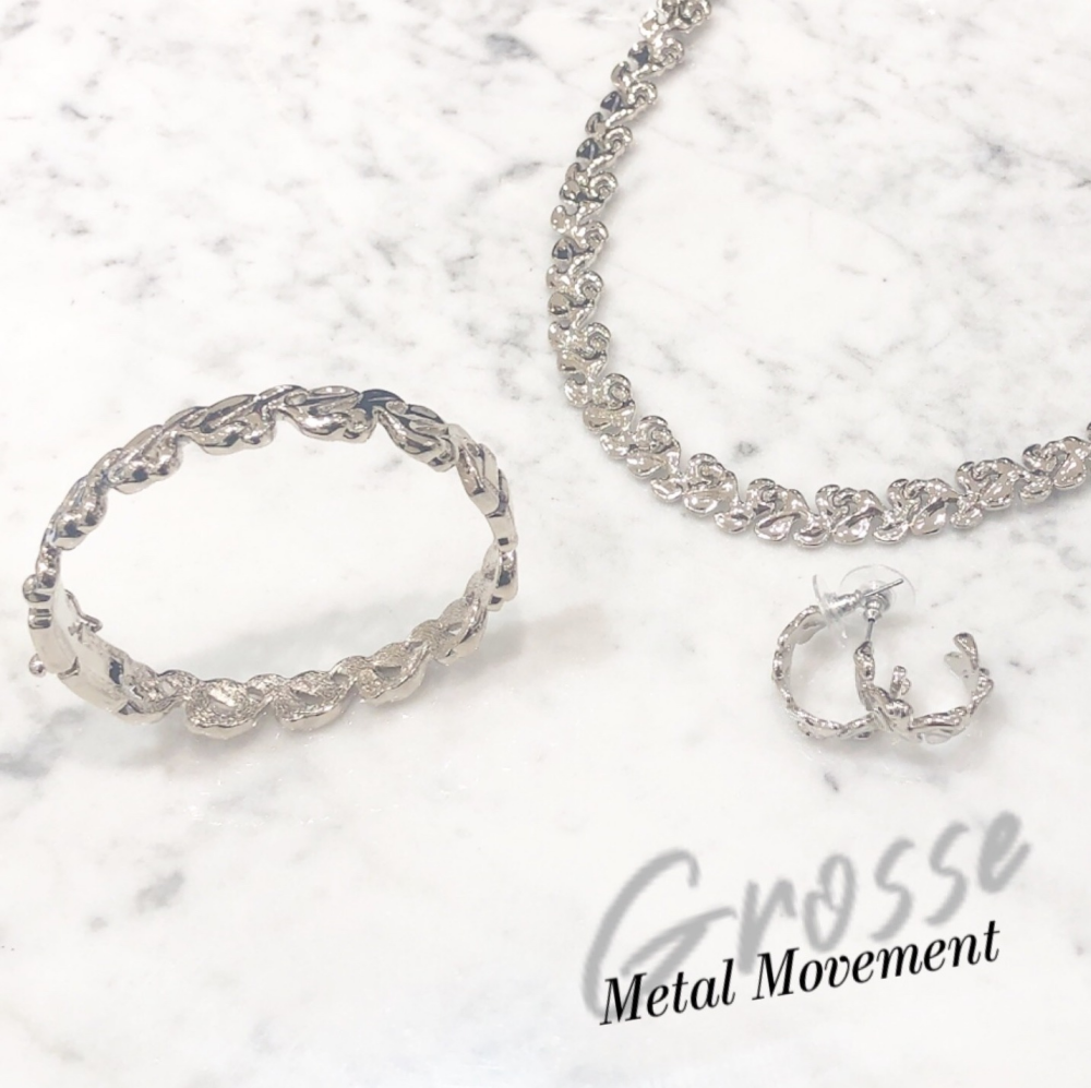 Metal Movementコレクション✨プラチナカラー登場‼️
