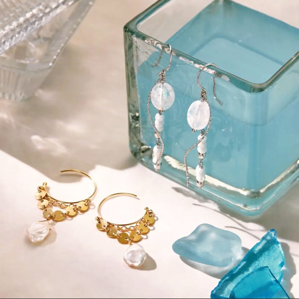 軽やかな印象のスイングピアス☆Summer Collection☆