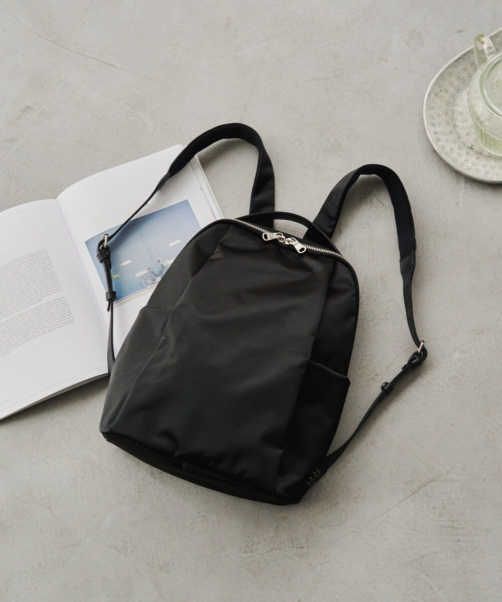 『ラシット』すっきりとしたシルエットが魅力的