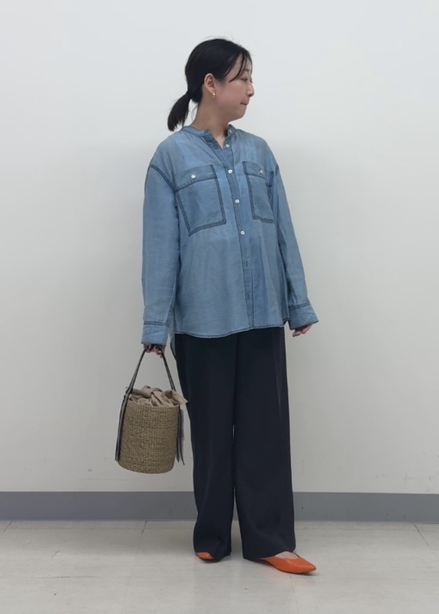 羽織りでも使えるデニムシャツです🌱✨