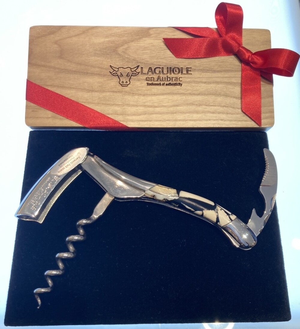 バレンタインにソムリエナイフを贈りませんか？