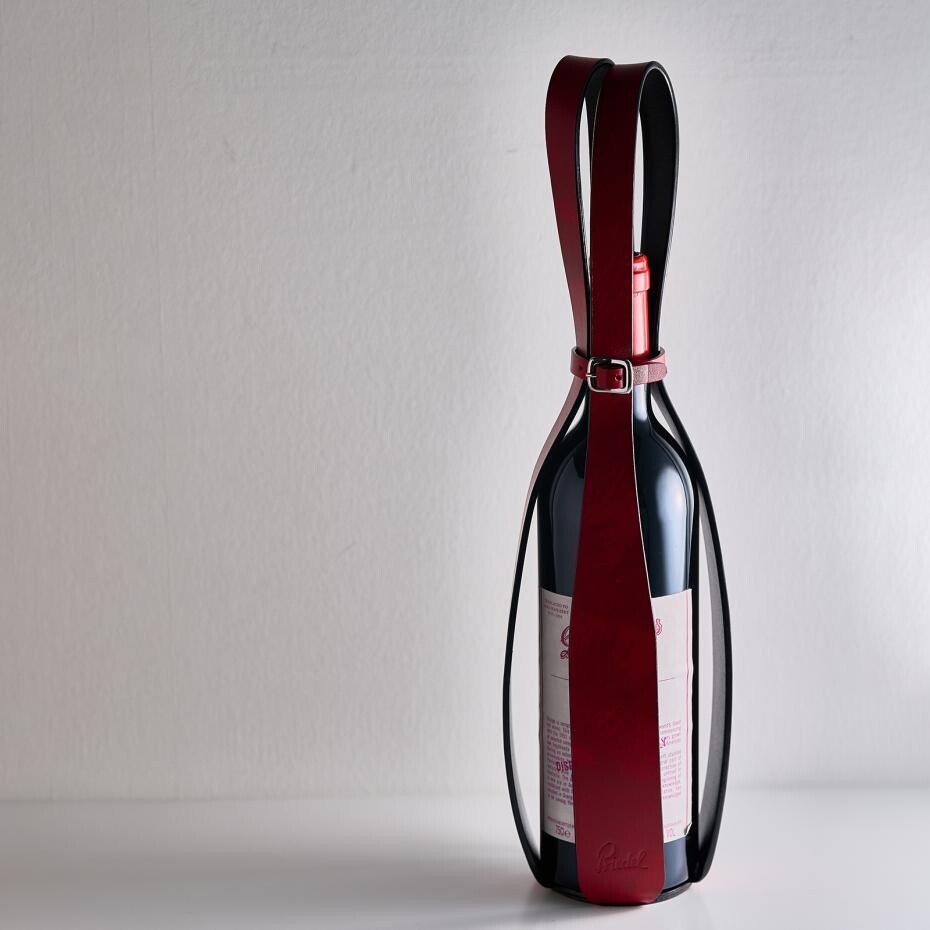 GWのお出かけ、母の日、父の日のプレゼントに、リーデル・レザーボトルバッグはいかがですか