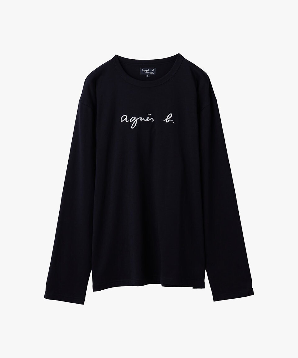 一枚で決まる✨秋の長袖Tシャツ