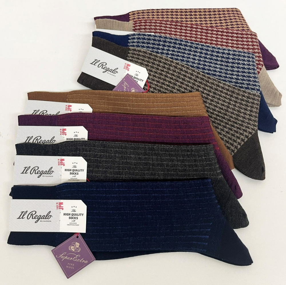 美しい色彩と素材が響き合う 大人のための靴下 IL REGALO