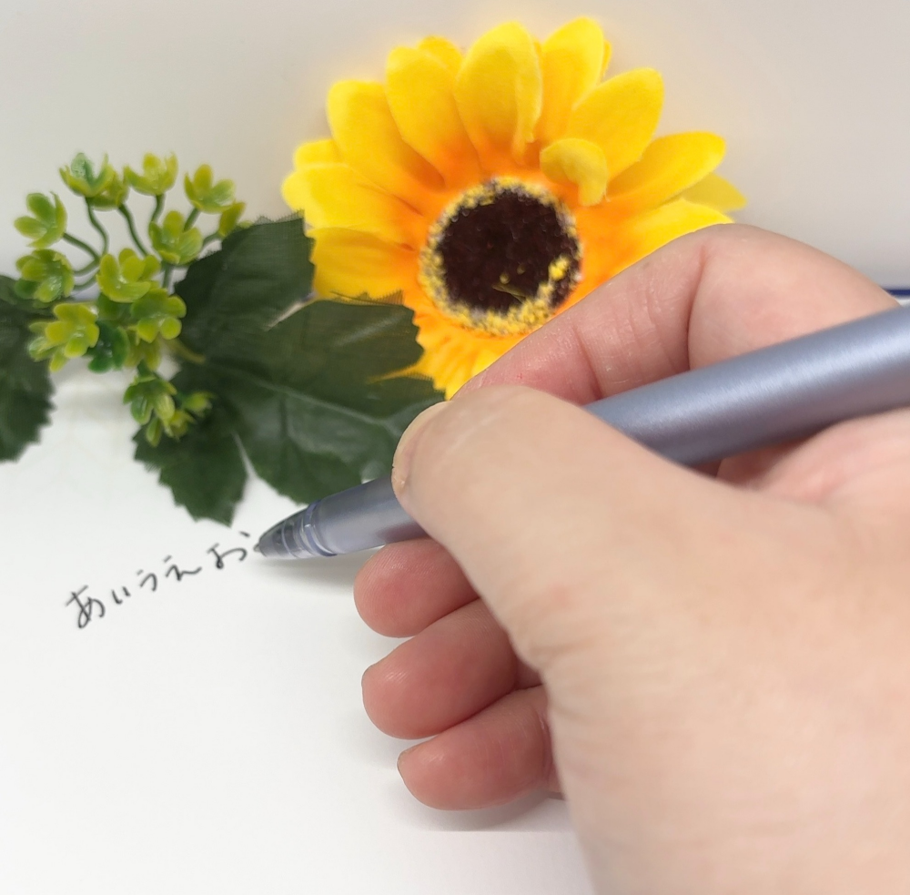 パーカーの水性ボールペンが入荷してきました～。