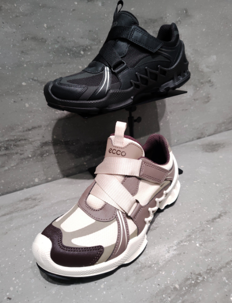 🍁 ECCO 秋の新作入荷しました 🍁