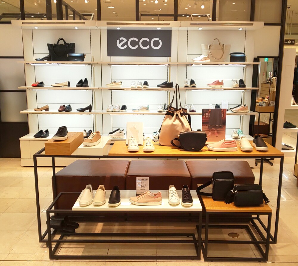 🌸 ECCO POP-UP SHOP 🌸