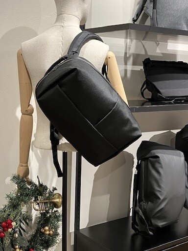 実用性とファッション性が融合した斬新なバッグ【cote&ciel】