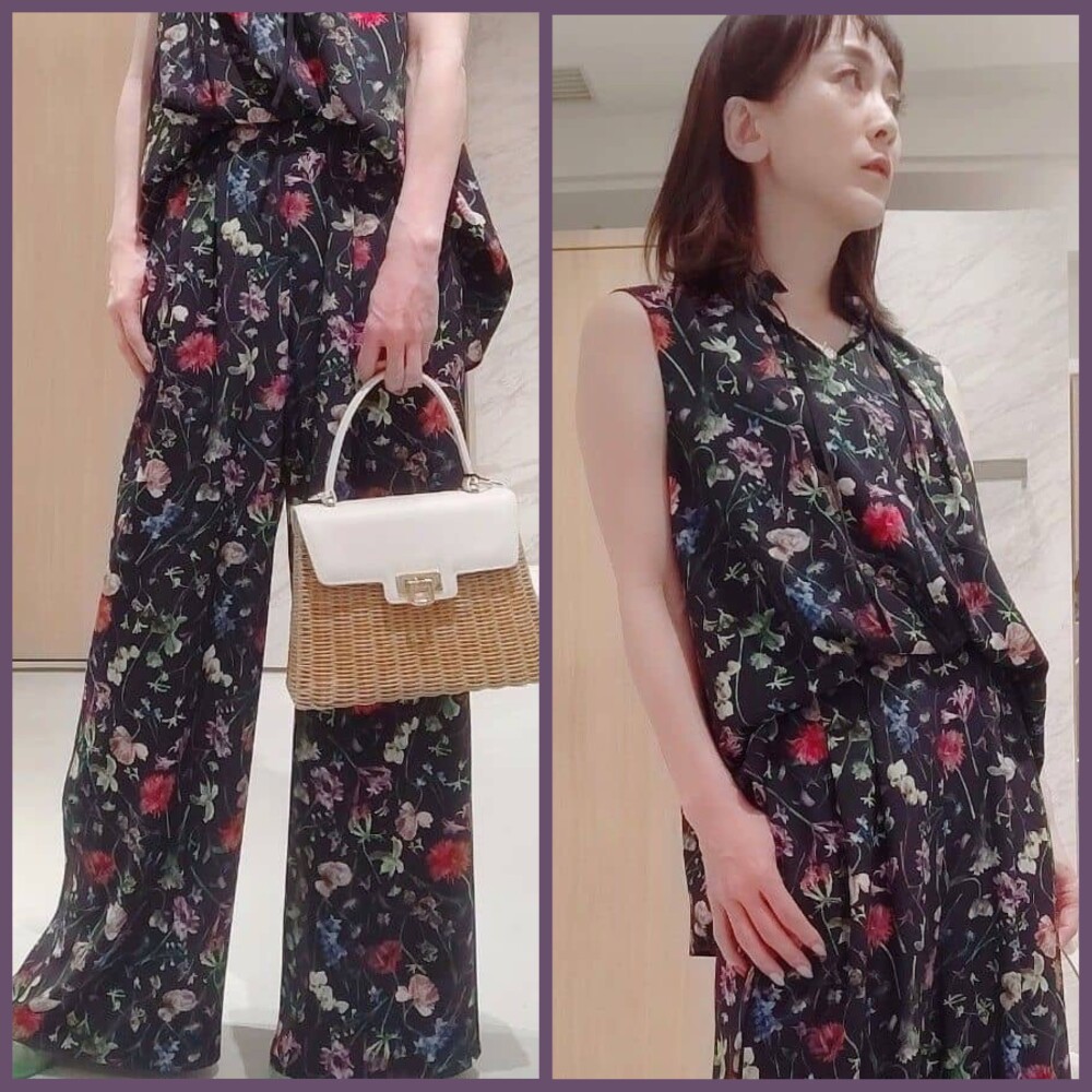 ANAYIオリジナルプリントのブラウスとパンツのセットアップ