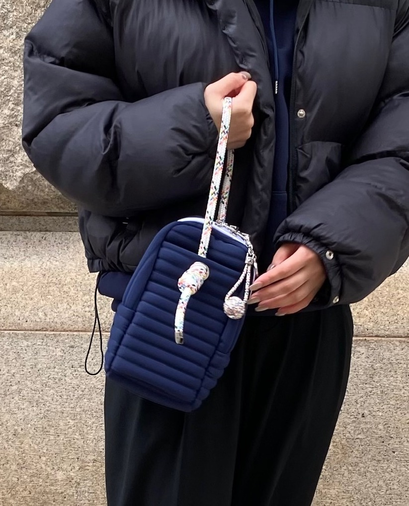 身軽バッグでお出かけもスマートに！