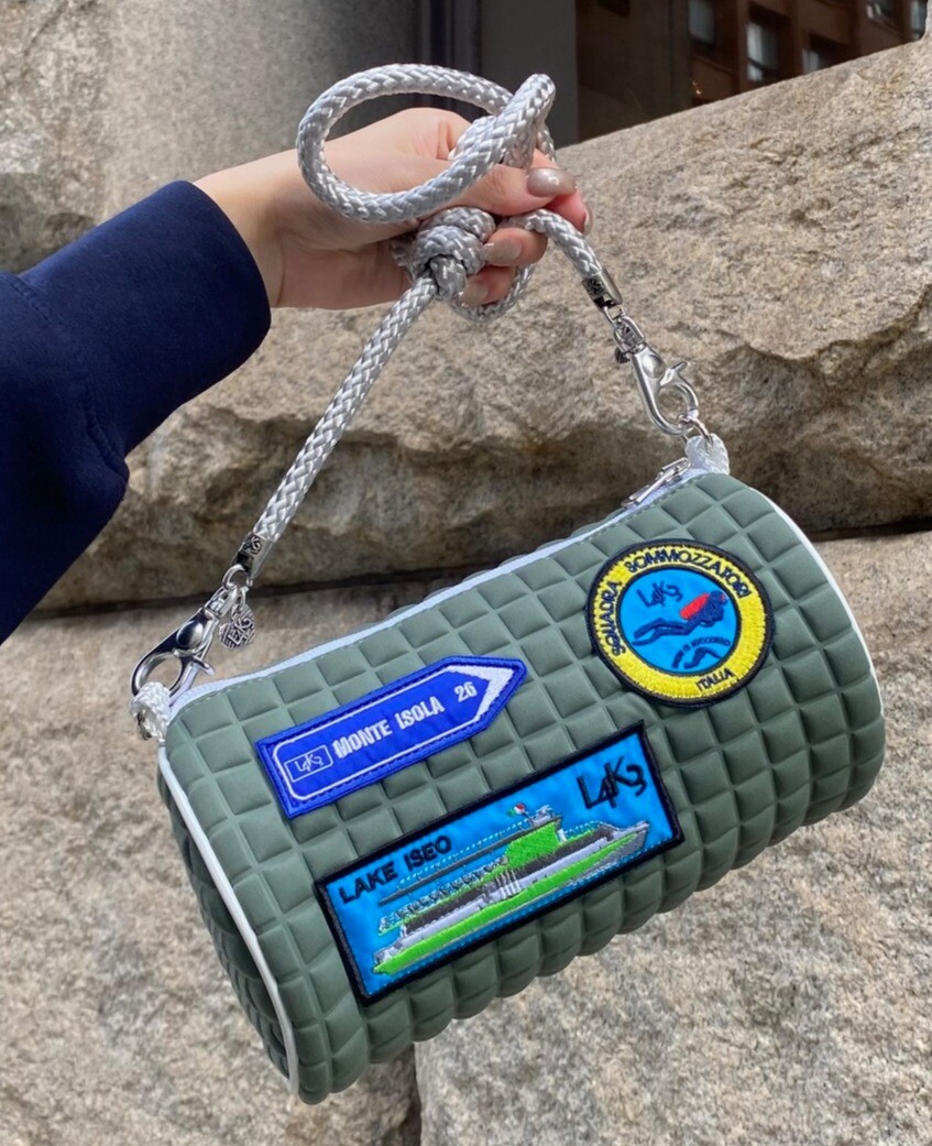 ファッション性あるシリンダーバッグ！