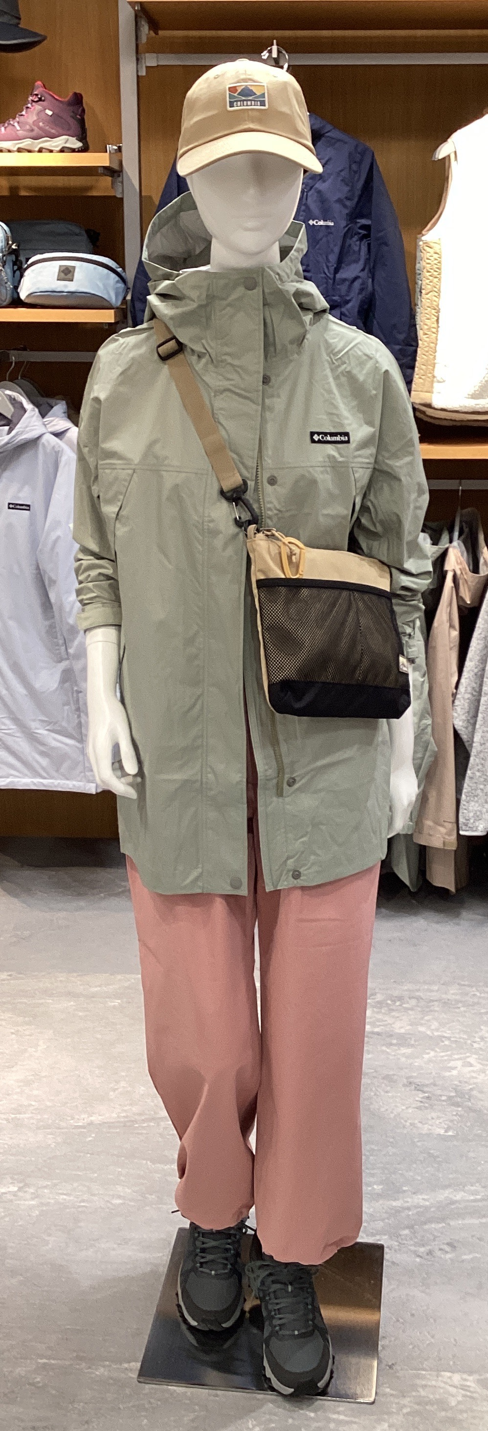 コロンビア　Womens 入荷!!