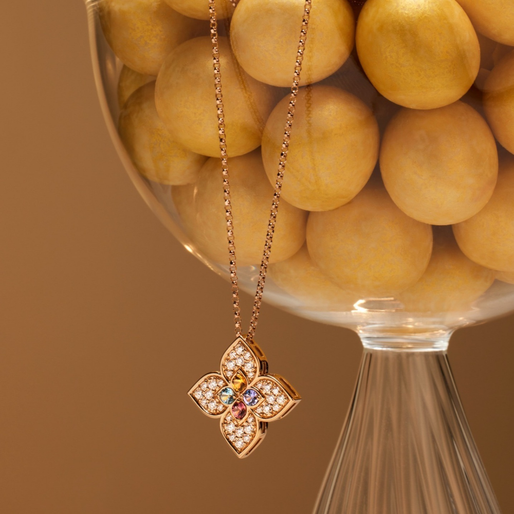 4つの色石が輝く「ヴェネチアンプリンセスカーニバル」