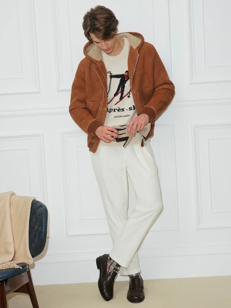 Happy Holiday 特集：冬の景色に映えるホワイトデニム