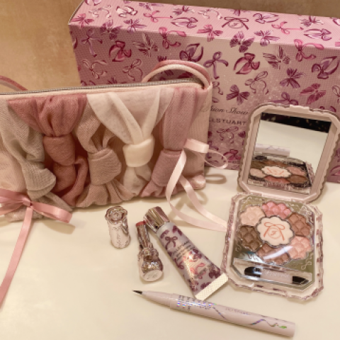 ユリ様　JILL STUART コフレ クリスマスコフレ】『ジルスチュアート（JILL STUART