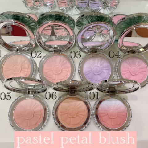 【JILLSTUART】フェイスパウダー　アイカラー　チーク　まとめ売り JILLSTUART】フェイスパウダー アイカラー チーク まとめ売り