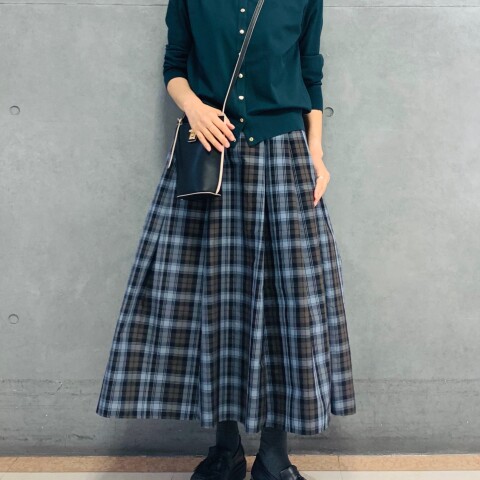専用23AW/1度着用/121,000円】ebureチェックスカート - メルカリ