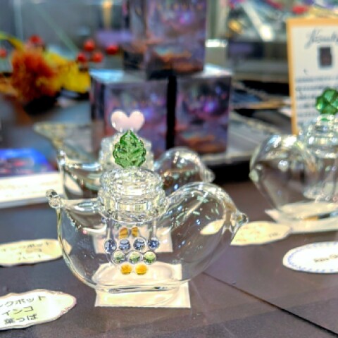 ガラス製のインク壺2個 28f58e87.jpg