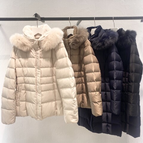 INDIVI ダウン ブラック サイズ40 INDIVIブラック ダウンジャケット 40 黒