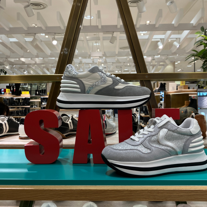 セールのご紹介👟ボイルブランシェ