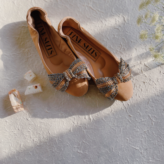 PINK SUITS 〜イベントスペース①〜