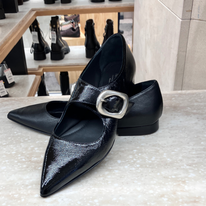 靴でワンポイント