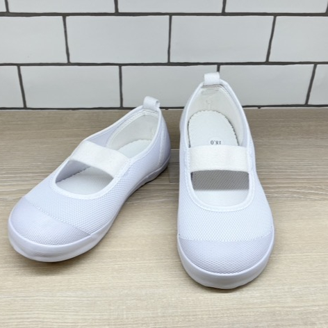 “入学準備におススメ!スクールグッズのご紹介〜上履き編〜”