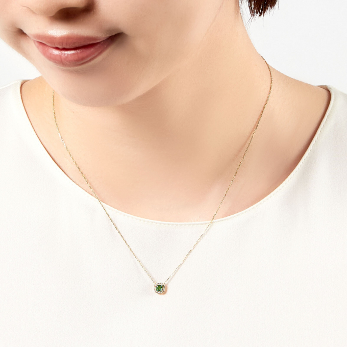誕生石ジュエリー💚