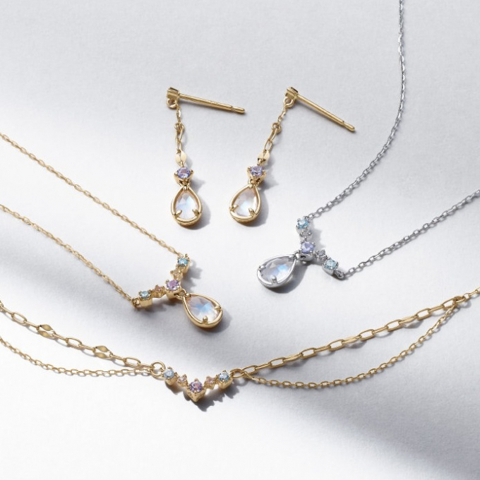 数量限定のカラーストーンジュエリー