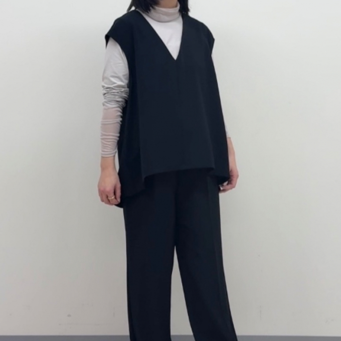 様々なシーンで使えるジレセットアップです✨