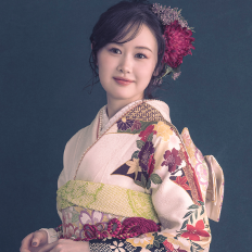 2027年成人式 ご予約承り中です