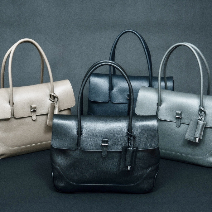 ＜モルビダ＞人気のフラップトートバッグがリニューアル