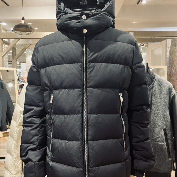 【TATRAS】普段使いからお仕事まで⭐️シーンを選ばない万能ダウンジャケット