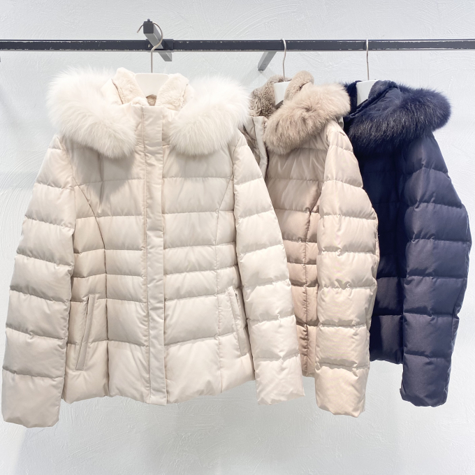 スッキリ美ライン✨定番ダウンコート✨🧥