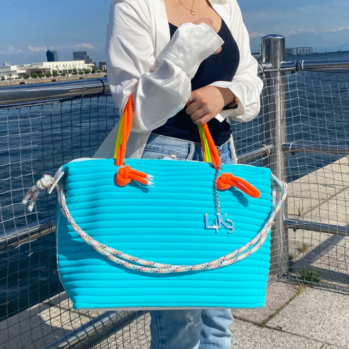 おしゃれで軽い！旅行バッグ🛫