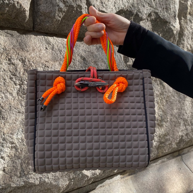 自然な色合いで優しい雰囲気をプラス！