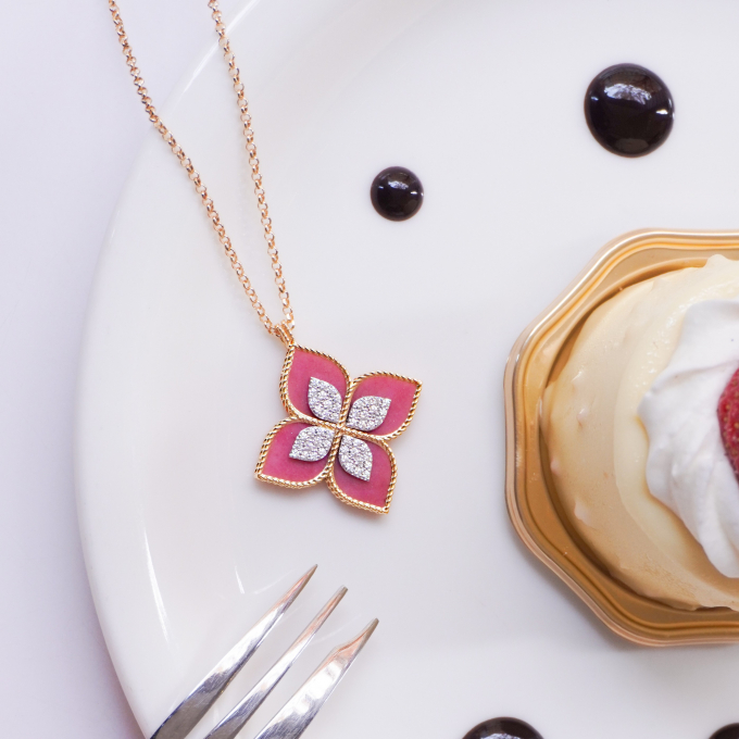 フラワーモチーフの知られざるルーツをご紹介💐