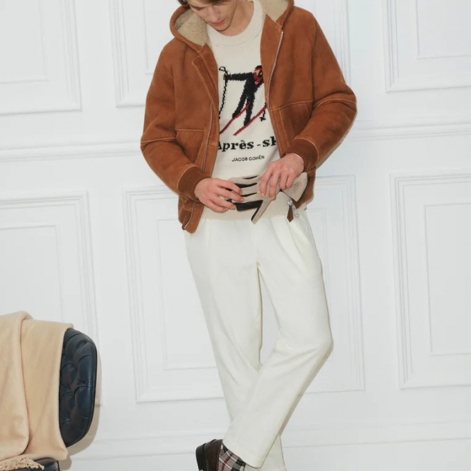 Happy Holiday 特集：冬の景色に映えるホワイトデニム