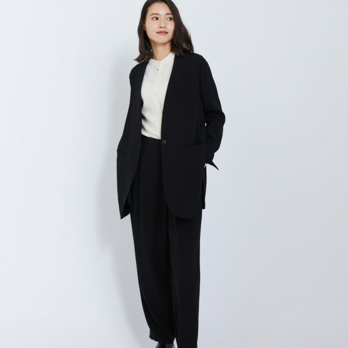 4階メゾンレキップ  ブラックコレクション入荷いたします