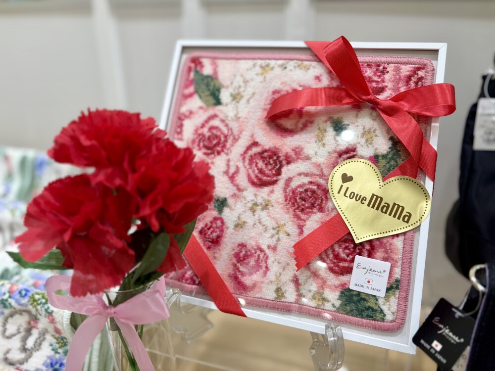 婦人洋品の〈母の日ギフト〉特集🎁