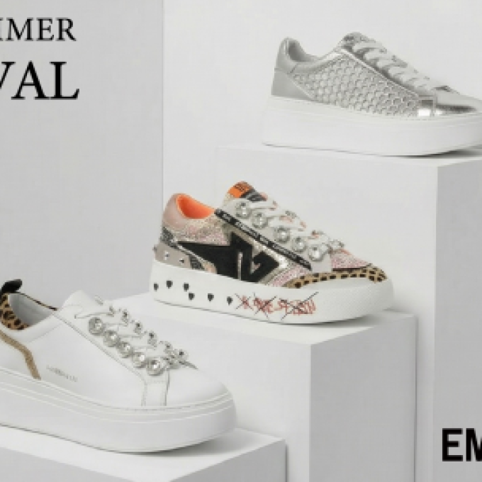 大人の遊び心あるスニーカー