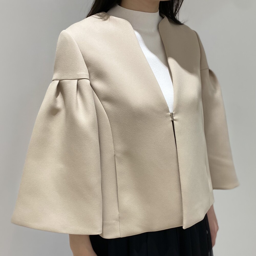 美品 M-premierBLACKエムプルミエブラックバルーン裾スプリング